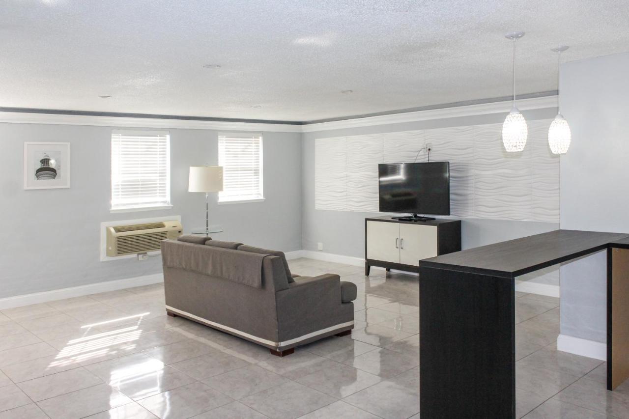 Apm Inn & Suites - Jacksonville Dış mekan fotoğraf