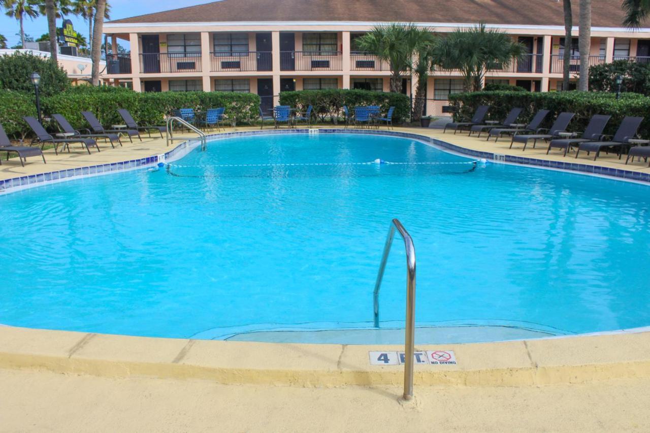 Apm Inn & Suites - Jacksonville Dış mekan fotoğraf